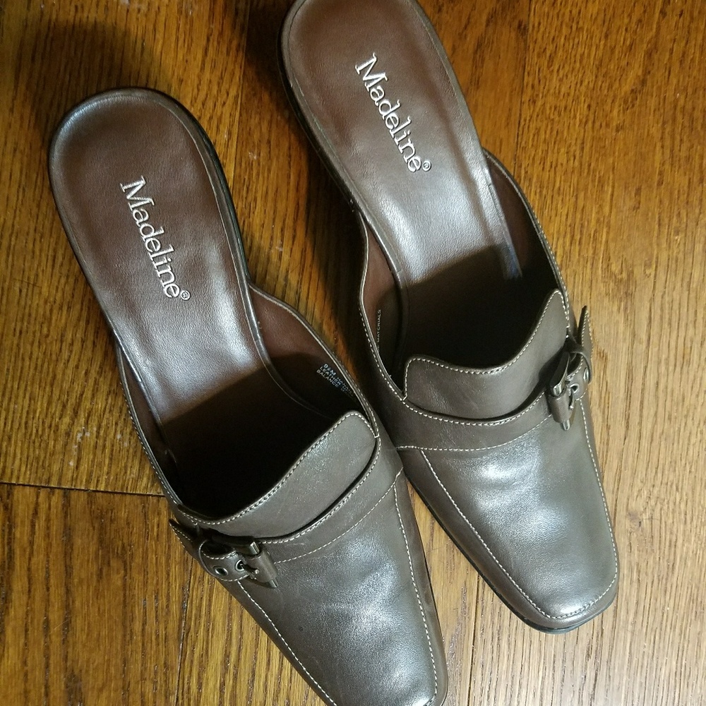 Slip on kitten heels